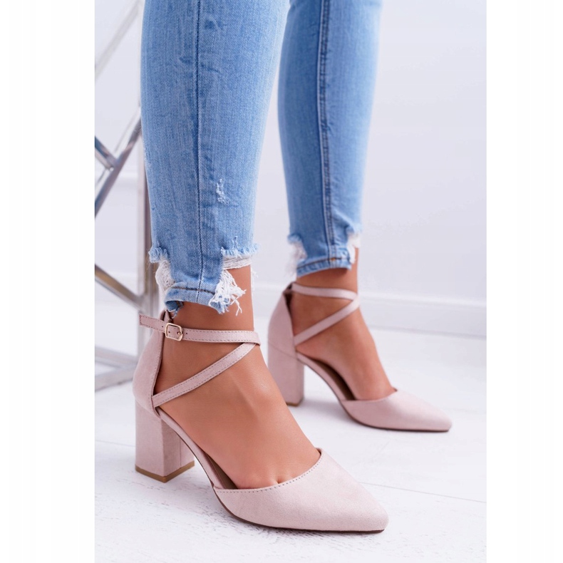 SEA Női szivattyúk egy sarkon a Spitz Beige Cosmo -ban bézs 2