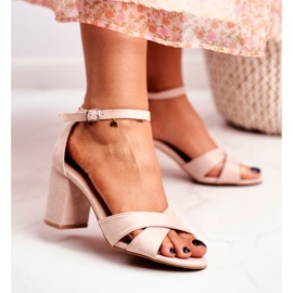 BUGO Női szandál Velúr Bézs Lady Million 2