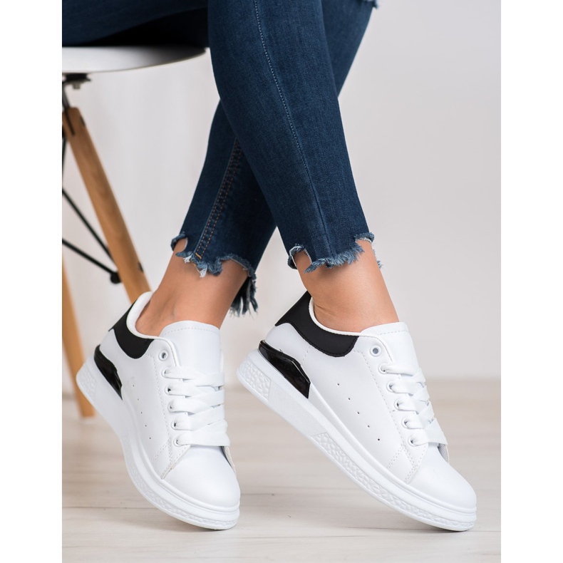 SHELOVET Divatos sportcipő fehér 1