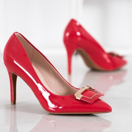 Fama Szivattyúk dekoratív csattal piros 1