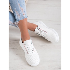 SHELOVET Áttört cipők Eco bőrrel fehér 1