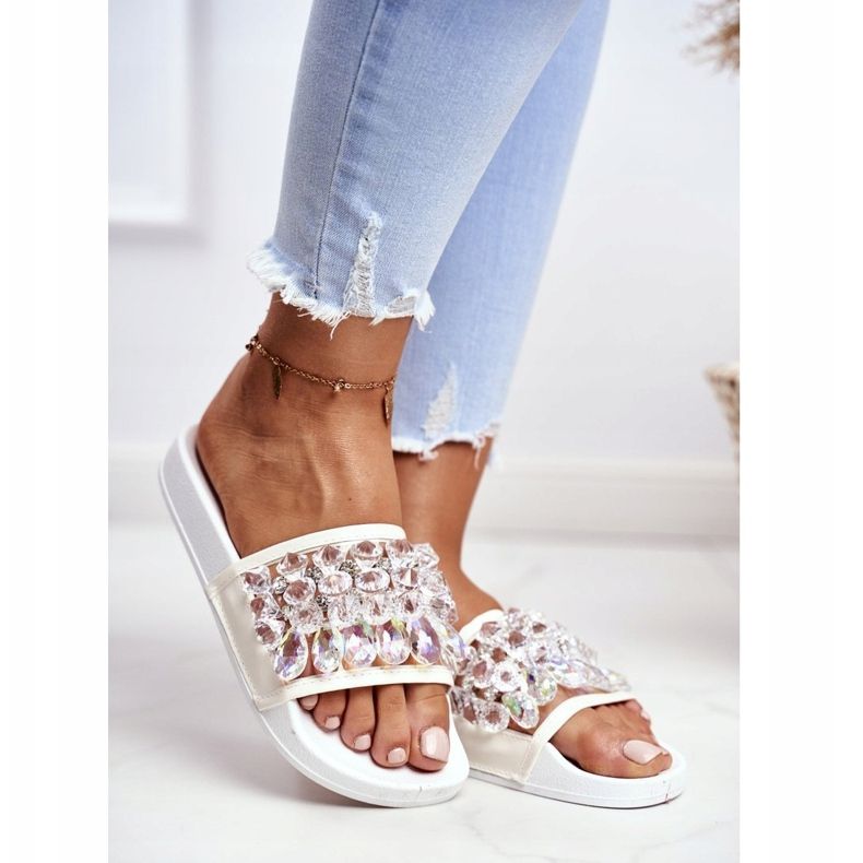 Női papucs Lu Boo Crystals White Bobbi fehér 1