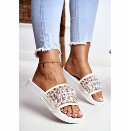 Női papucs Lu Boo Crystals White Bobbi fehér 2