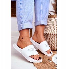 Női papucs Big Star Classic White GG274044 fehér 1