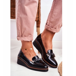 Vinceza Női fekete mokaszinok lakkozva az Abba ékre 1