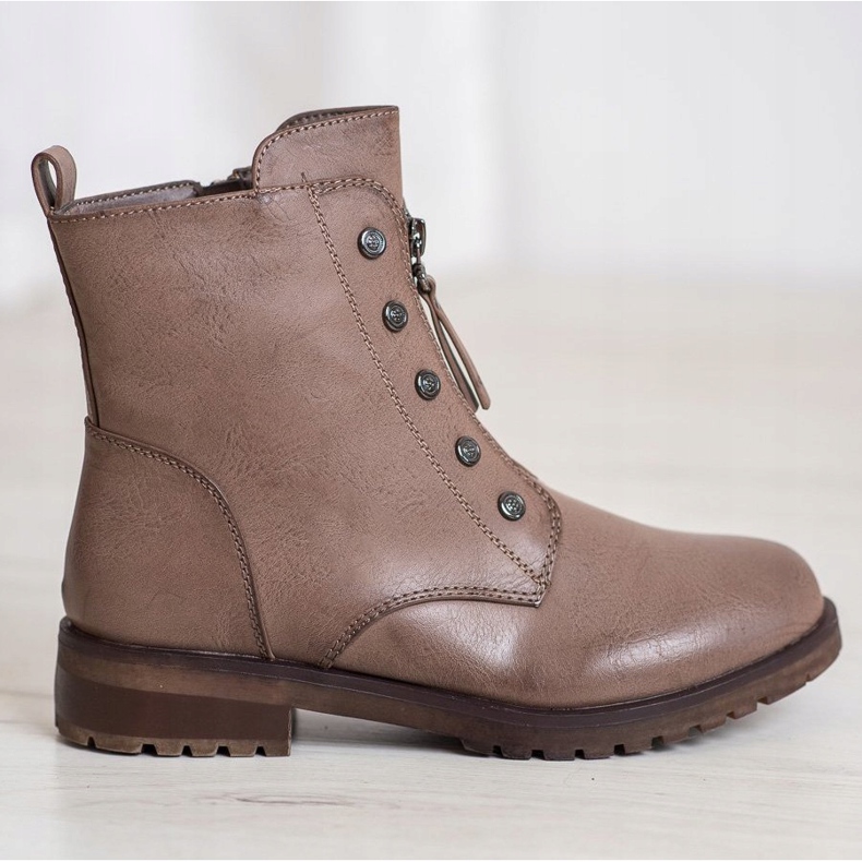 J. Star Munkavállalók a csúszkán bézs 2