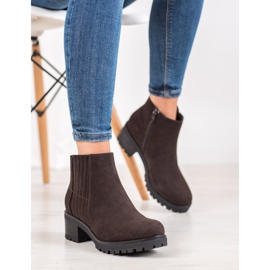 J. Star Klasszikus barna csizma 1