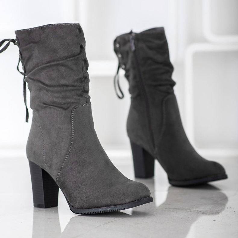 J. Star Magas szürke csizma 1