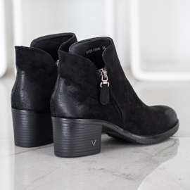 VINCEZA velúr csizma fekete 2