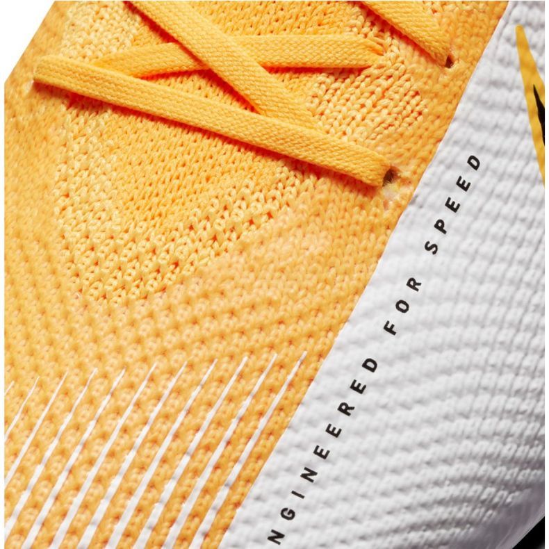 Nike Vapor 13 Pro Fg M AT7901-801 futballcipő sokszínű sárga 1
