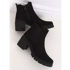 Fekete csizma széles sarkú XJ-25 Fekete 1