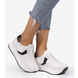 Fehér sportcipő, BK-20 cipő 2