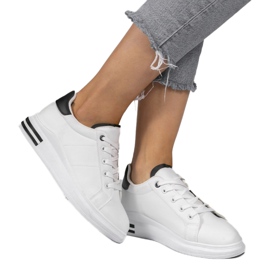 LG20 fehér klasszikus cipők fekete 1