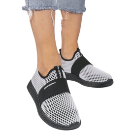 Fekete sportcipő SJ1972-1 1