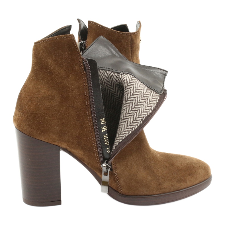 Gamis Bőr velúr csizma a 4018 oszlopon barna 4