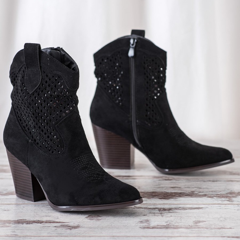 Erynn Fekete áttört tehénlányok 1