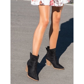 Erynn Magas cowboy csizma fekete 1