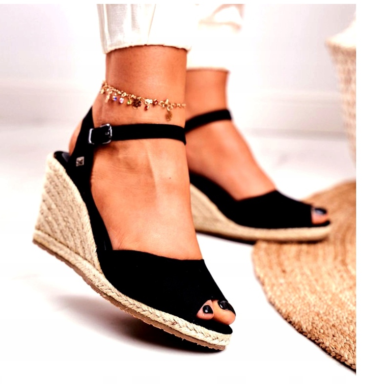 Big Star Női szandál fonott ékén Nagy csillag fekete DD274A209 1