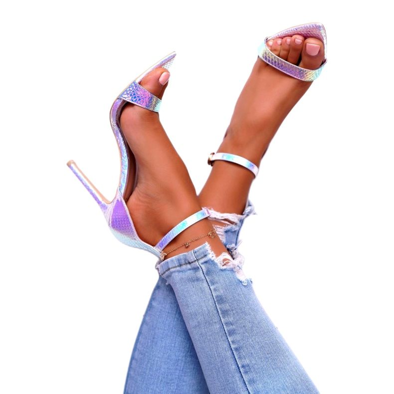 Női szandál egy magas sarkú Lu Boo Opalescent Debbi fehér rózsaszín ezüst 3