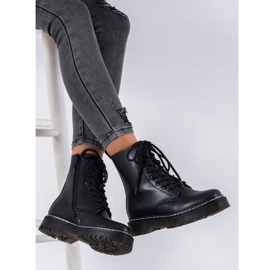 SHELOVET Csizma a csúszkán fekete 2