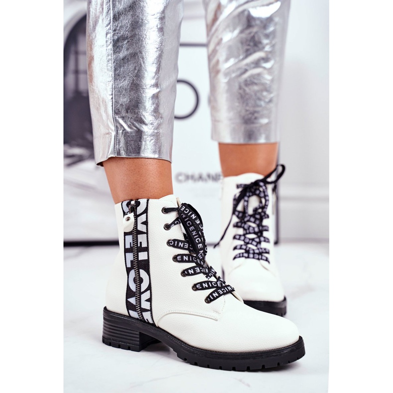 Vinceza Női Csizma Fehér Verso fekete 2