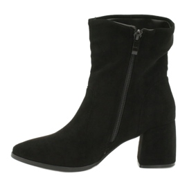 M.Daszyński Fekete velúr csizma MR2025-10 1