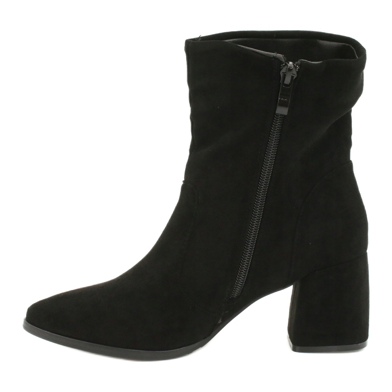 M.Daszyński Fekete velúr csizma MR2025-10 1