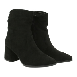 M.Daszyński Fekete velúr csizma MR2025-10 3