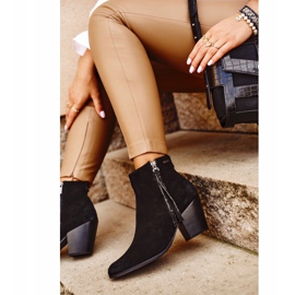 Női csizma magas sarkú Big Star Black GG274362 fekete 1