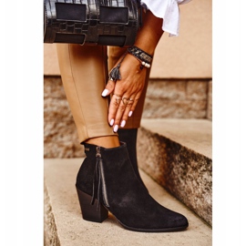 Női csizma magas sarkú Big Star Black GG274362 fekete 2