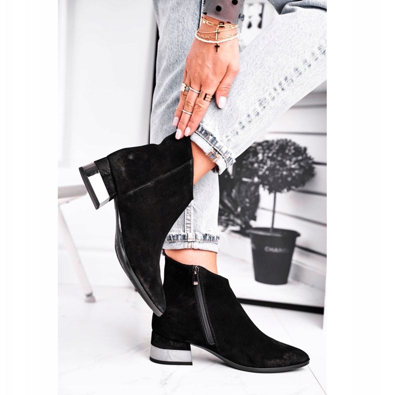 Női bőr meleg csizma Laura Messi Black 2207 fekete 2