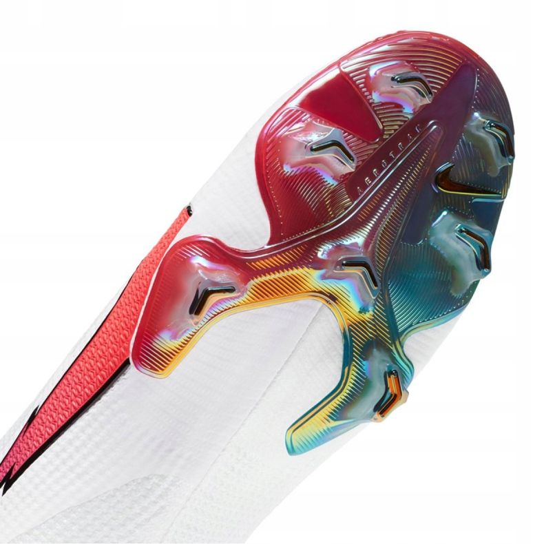 Nike Superfly 7 Elite Fg M AQ4174-163 cipő sokszínű fehér 1