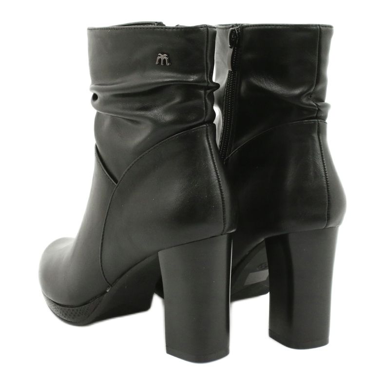 M.Daszyński Fekete csizma a poszton Daszyński AF125-7 3 M.Daszyński Fekete csizma a poszton Daszyński AF125-7 3