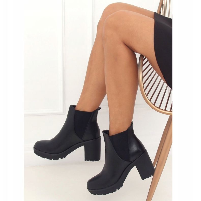 Fekete Chelsea csizma, fekete J19-129 Fekete 2