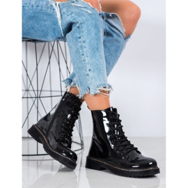 Small Swan Lakkozott munkások fekete 1