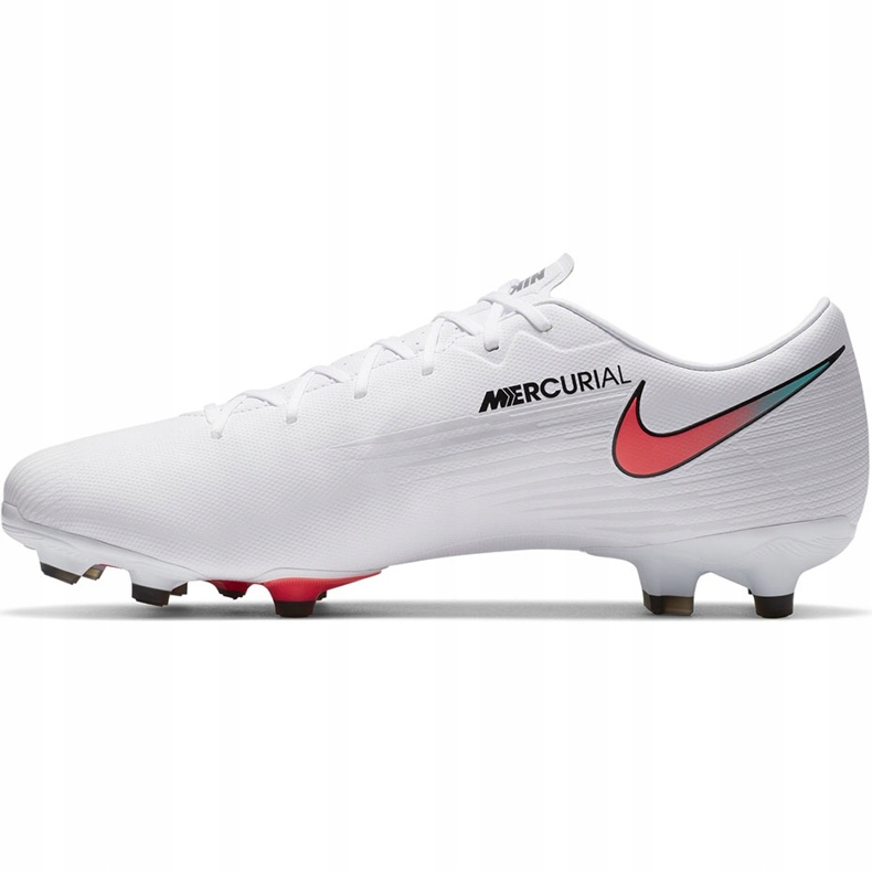 Nike Mercurial Vapor 13 Academy FG / MG AT5269 163 futballcipő fehér fehér 1