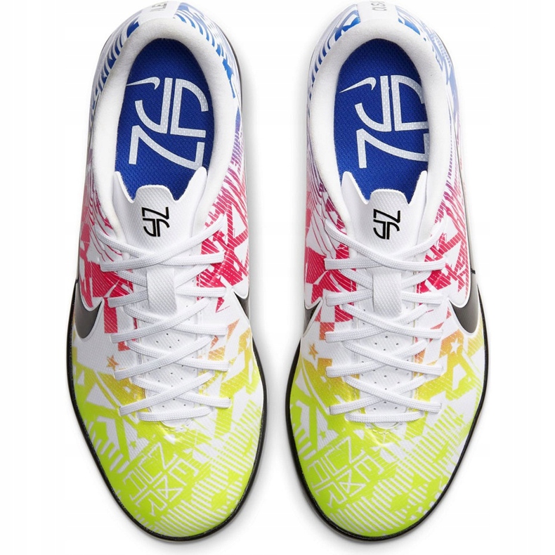 Nike Mercurial Vapor 13 Academy Njr Ic Junior AT8139 104 futballcipő fekete sokszínű 1