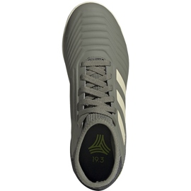 Adidas Predator 19.3 Jr EF8219 futballcipőben zöld 1