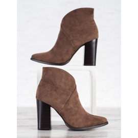 Filippo Stílusos csizma egy poszton barna 1 Filippo Stílusos csizma egy poszton barna 1