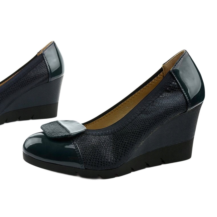 Fekete szivattyúk a Downreaver ékén sötétkék 1 Fekete szivattyúk a Downreaver ékén sötétkék 1