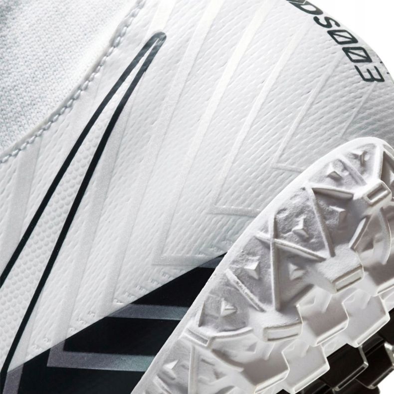 Nike Superfly 7 Academy Mds Tf M BQ5435-110 futballcipő sokszínű fehér 2