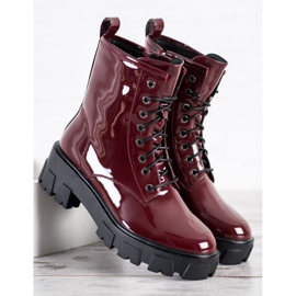 Goodin Lakkozott munkások piros 2 Goodin Lakkozott munkások piros 2