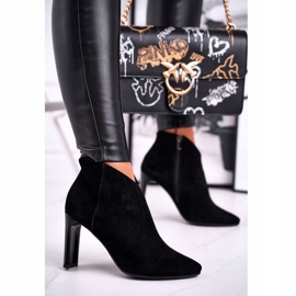 Női csizma magas sarkú Laura Messi Black 2200 fekete 1