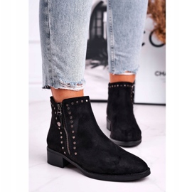 Női csizma magas sarkú szegecsekkel, fekete vezérlés 1 Női csizma magas sarkú szegecsekkel, fekete vezérlés 1