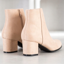 Lovery Velúr bézs csizma 1