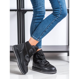 SHELOVET Divatos hócsizma fekete 1 SHELOVET Divatos hócsizma fekete 1