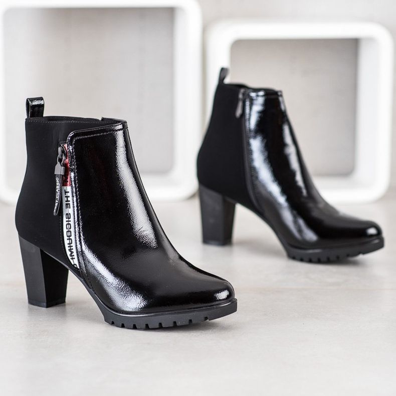 Gogo Lakkbőr csizma fekete 1 Gogo Lakkbőr csizma fekete 1