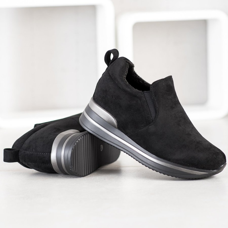 Gogo Meleg cipő a platformon fekete 1