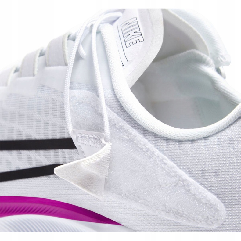 Futócipő Nike Air Zoom Pegasus 37 Flyease M CK8474-100 fehér fekete 2