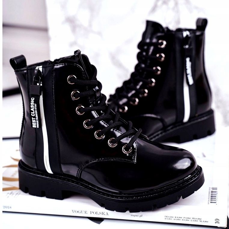 Vinceza Meleg gyermekcsizma cipzárral lakkozott fekete sólyommal 2